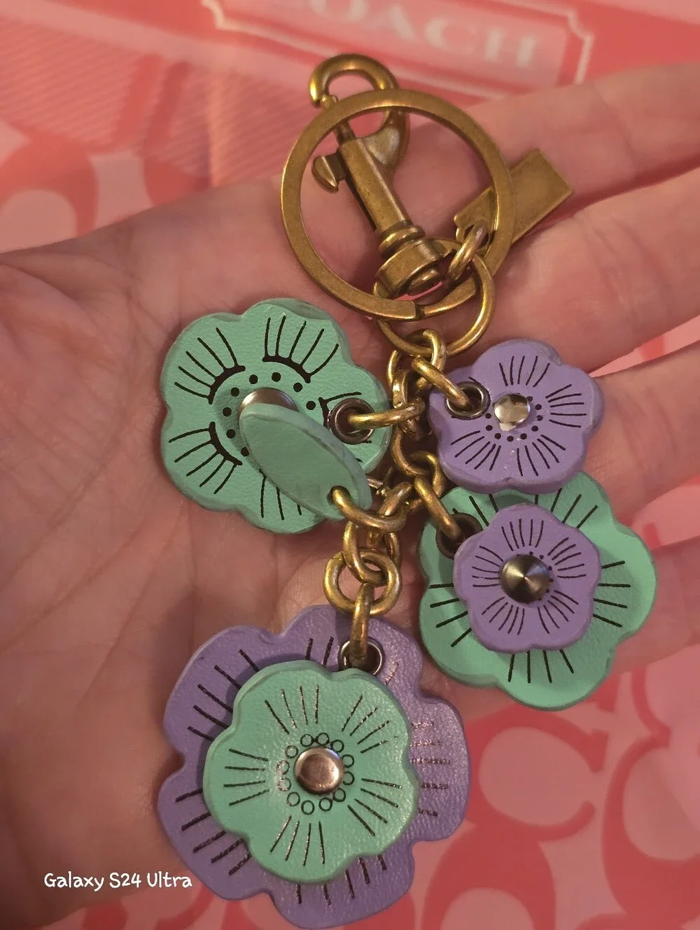 Flower Bag Charm/ Keychain NEW